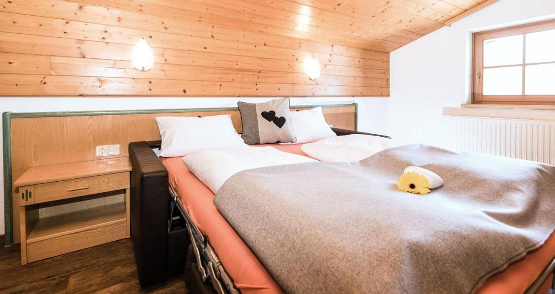 Feriengut Hasenau Aparthotel Σάαλμπαχ-Χίντεργκλεμ Εξωτερικό φωτογραφία