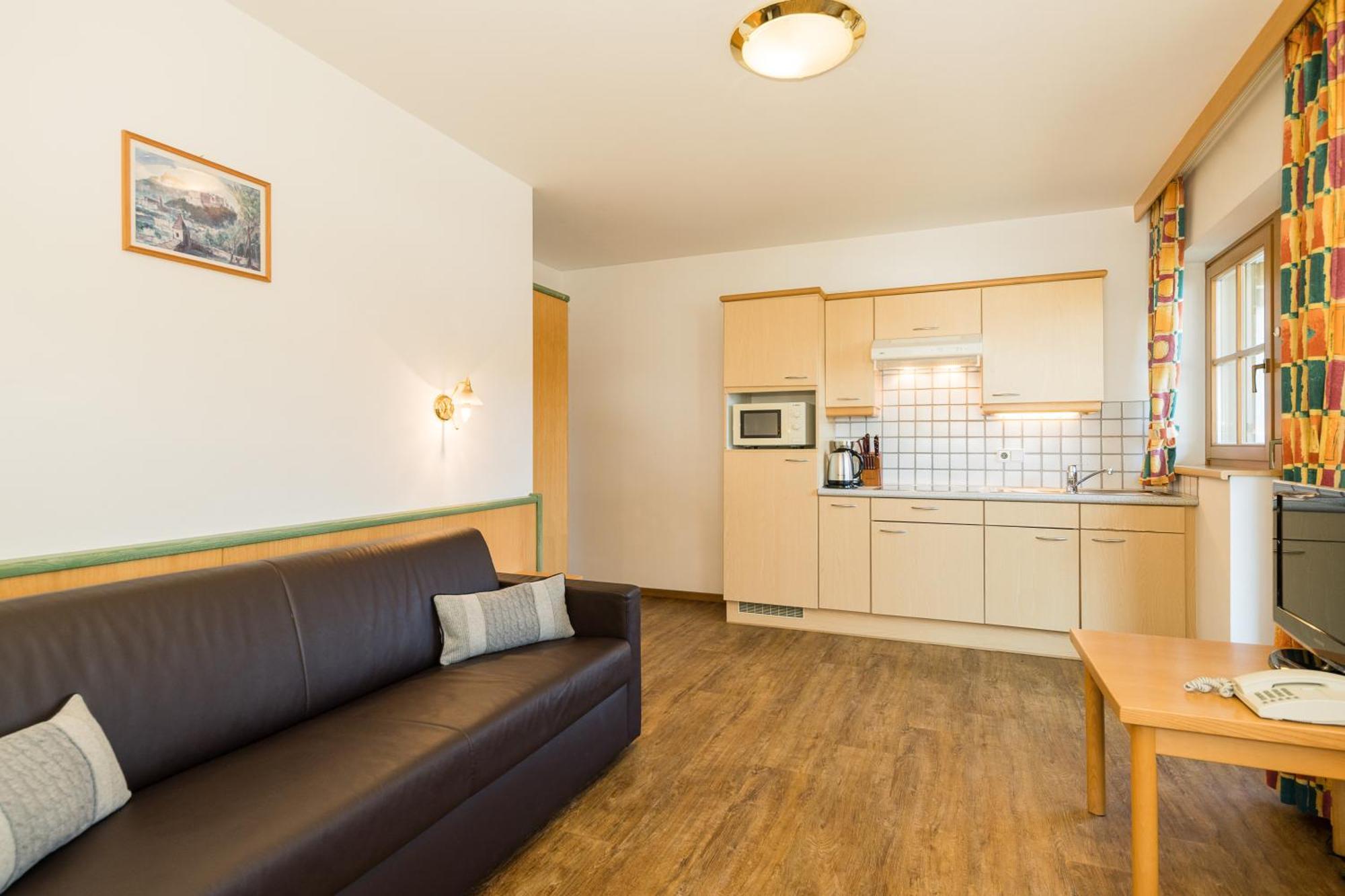 Feriengut Hasenau Aparthotel Σάαλμπαχ-Χίντεργκλεμ Εξωτερικό φωτογραφία